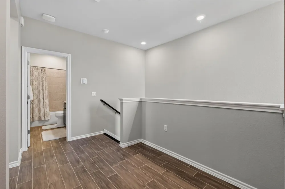 105 Harborside Drive #102 San Marcos, TX 78666