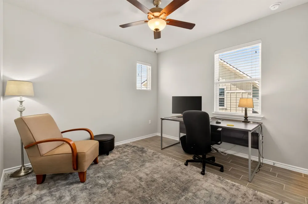 105 Harborside Drive #102 San Marcos, TX 78666