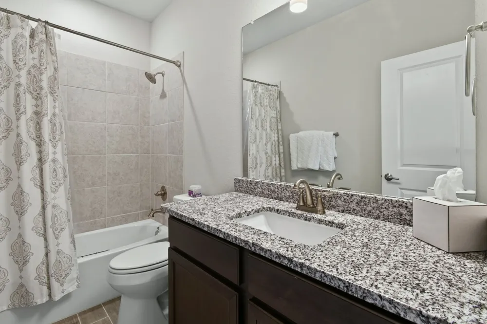 105 Harborside Drive #102 San Marcos, TX 78666