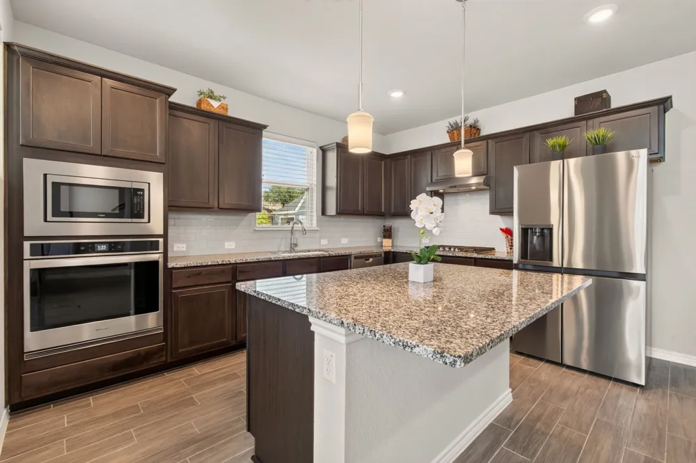 105 Harborside Drive #102 San Marcos, TX 78666