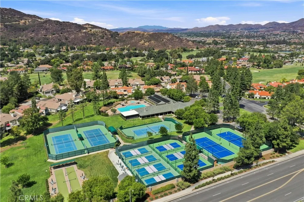 37775 Bear View Circle Murrieta, CA 92562