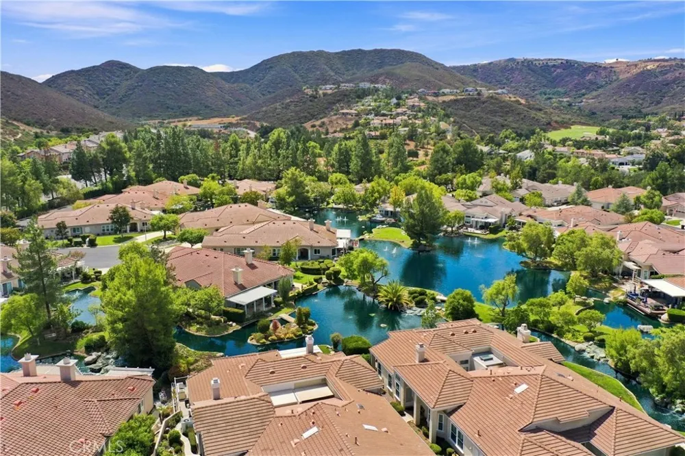 37775 Bear View Circle Murrieta, CA 92562