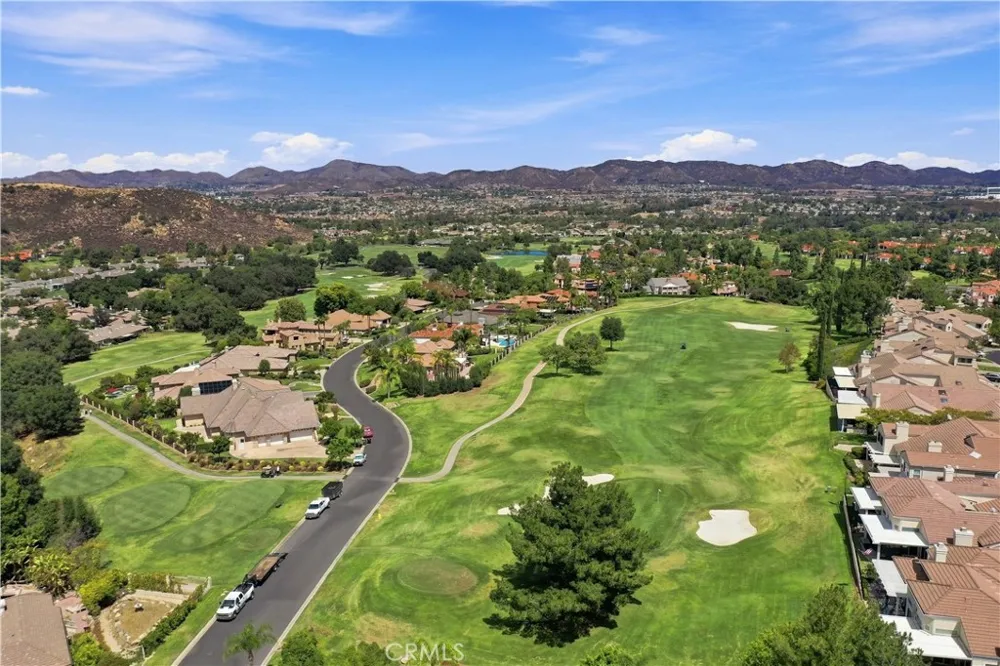 37775 Bear View Circle Murrieta, CA 92562