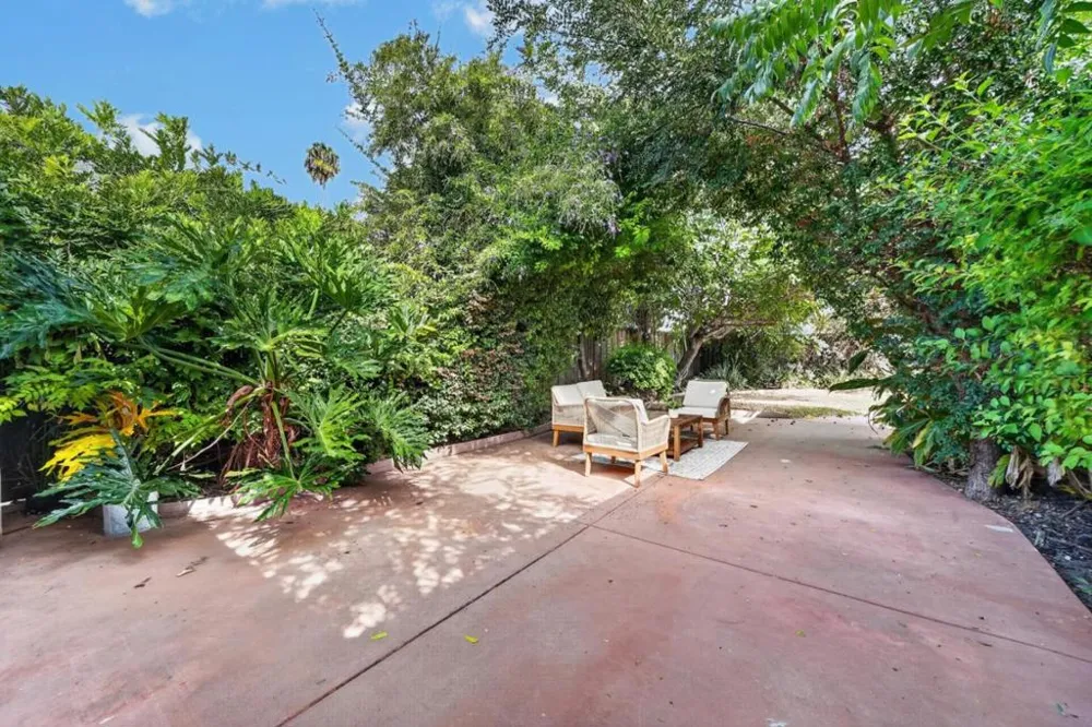 2487 Fernwood Avenue San Jose, CA 95128