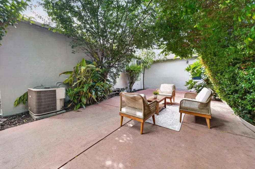 2487 Fernwood Avenue San Jose, CA 95128