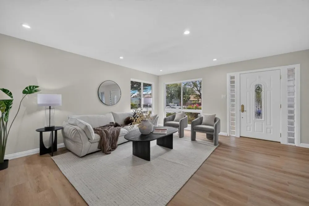 2487 Fernwood Avenue San Jose, CA 95128