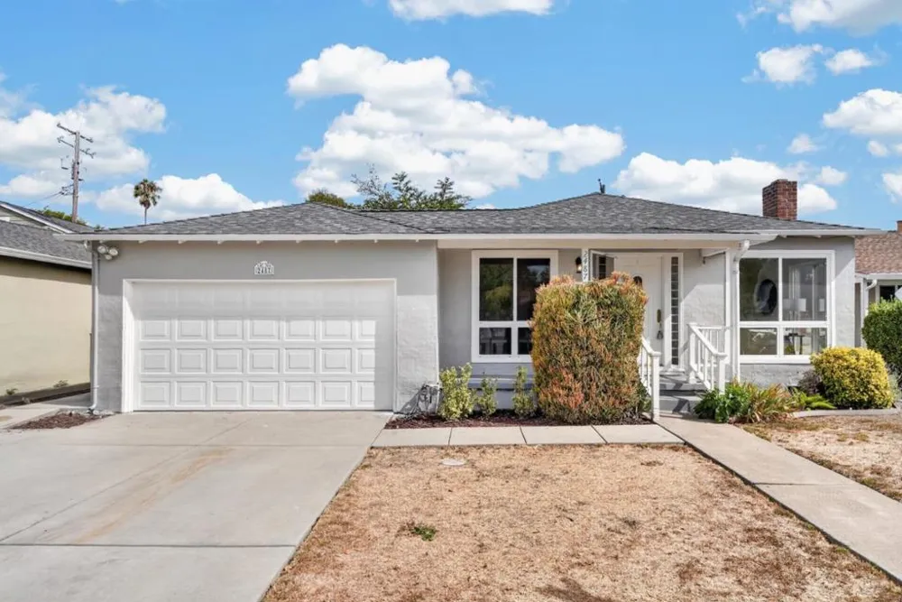 2487 Fernwood Avenue San Jose, CA 95128