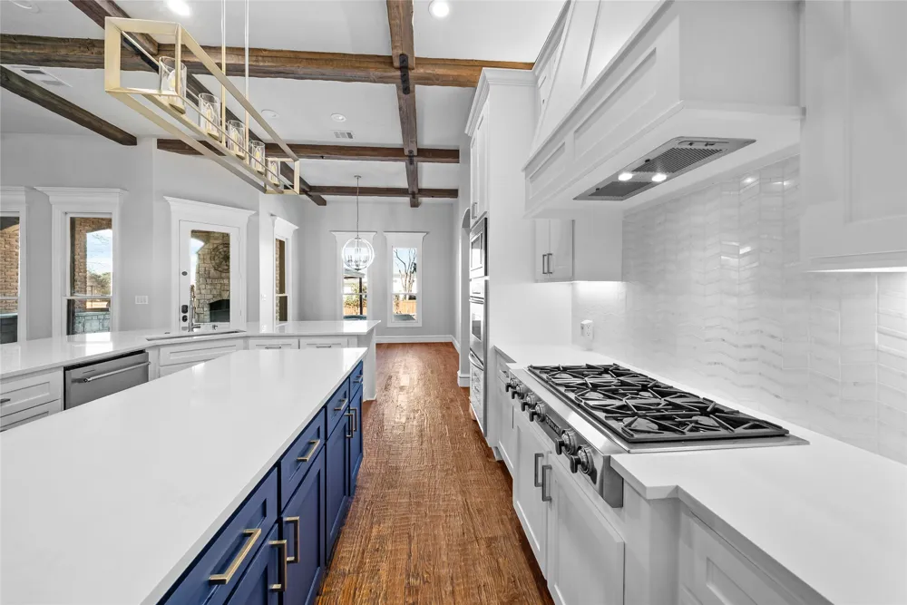 4900 Rockrimmon Court Colleyville, TX 76034