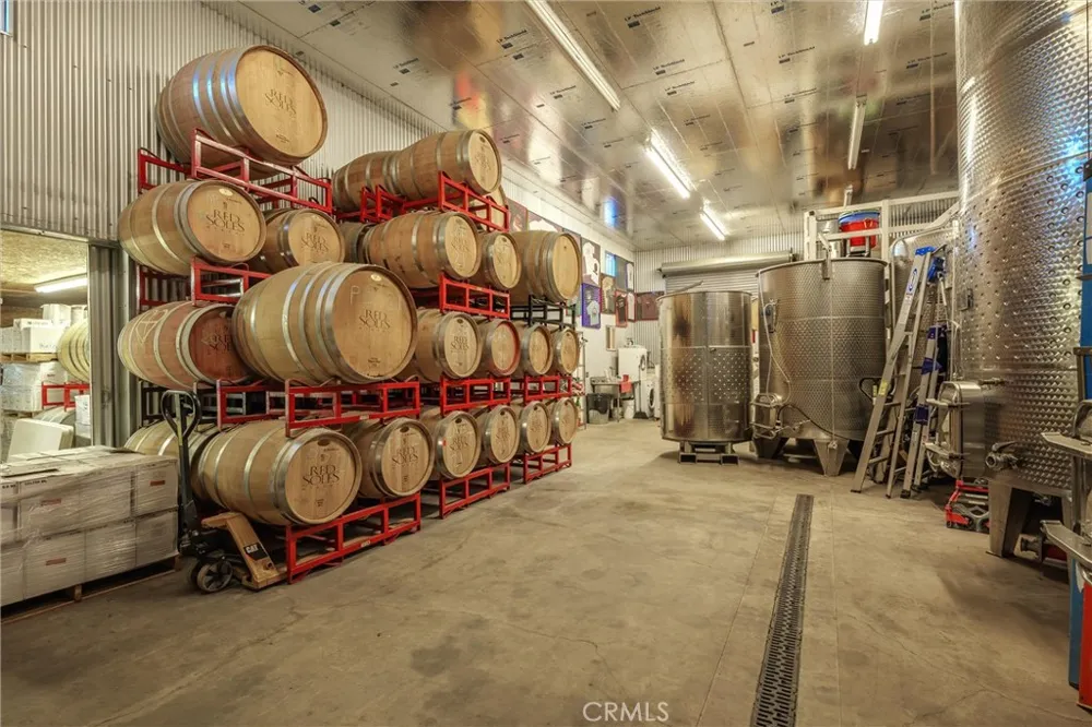 3130 Oakdale Rd. Paso Robles, CA 93446