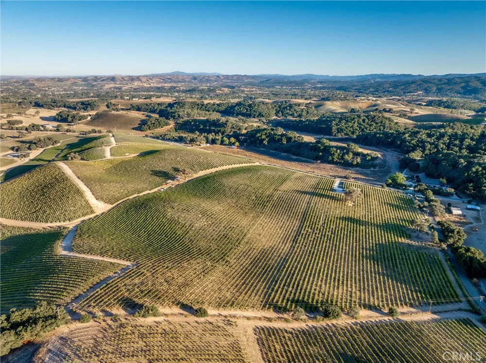3130 Oakdale Rd. Paso Robles, CA 93446