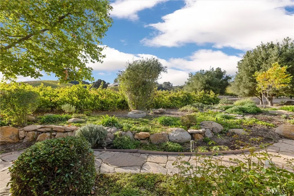 3130 Oakdale Rd. Paso Robles, CA 93446