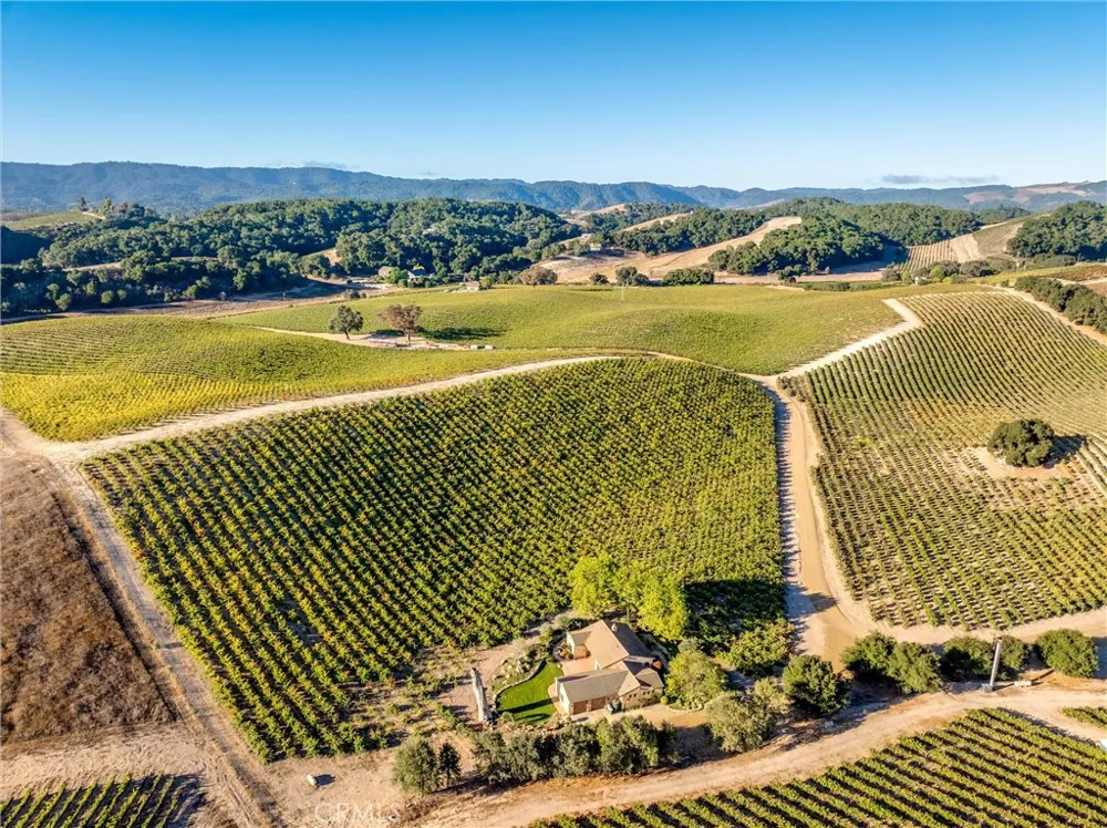 3130 Oakdale Rd. Paso Robles, CA 93446