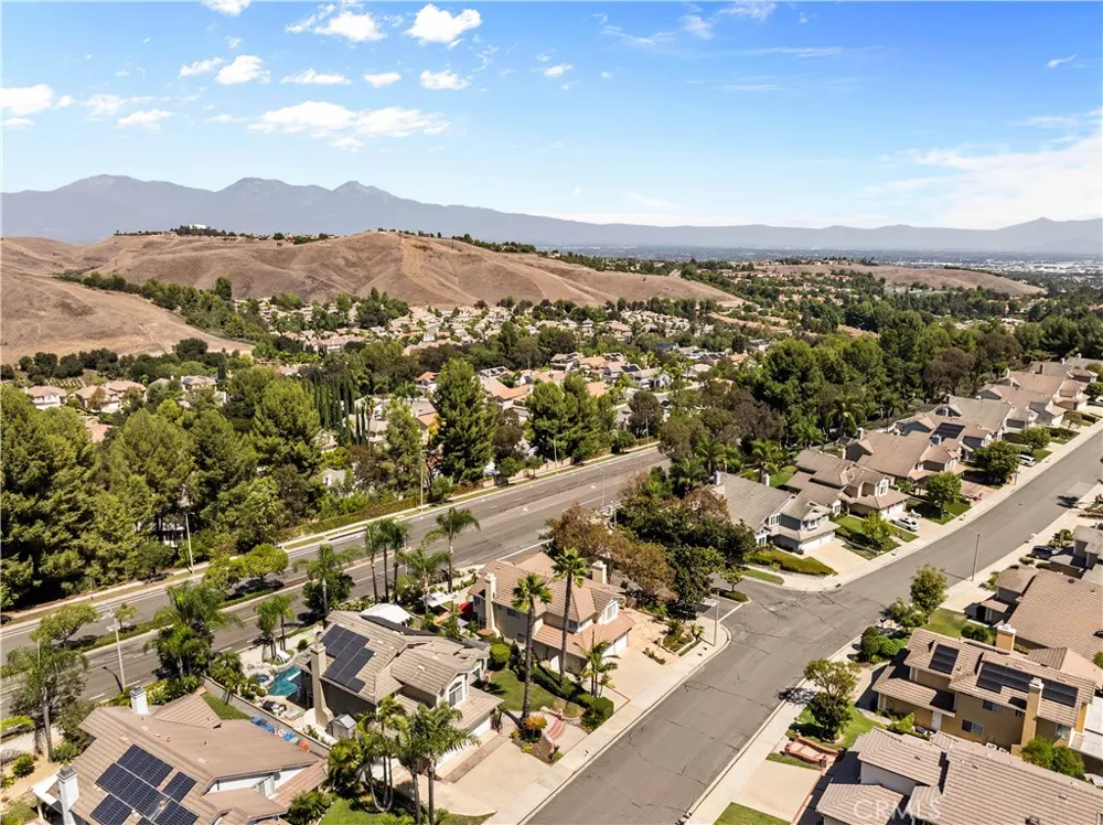 1692 Morning Terrace Drive Chino Hills, CA 91709