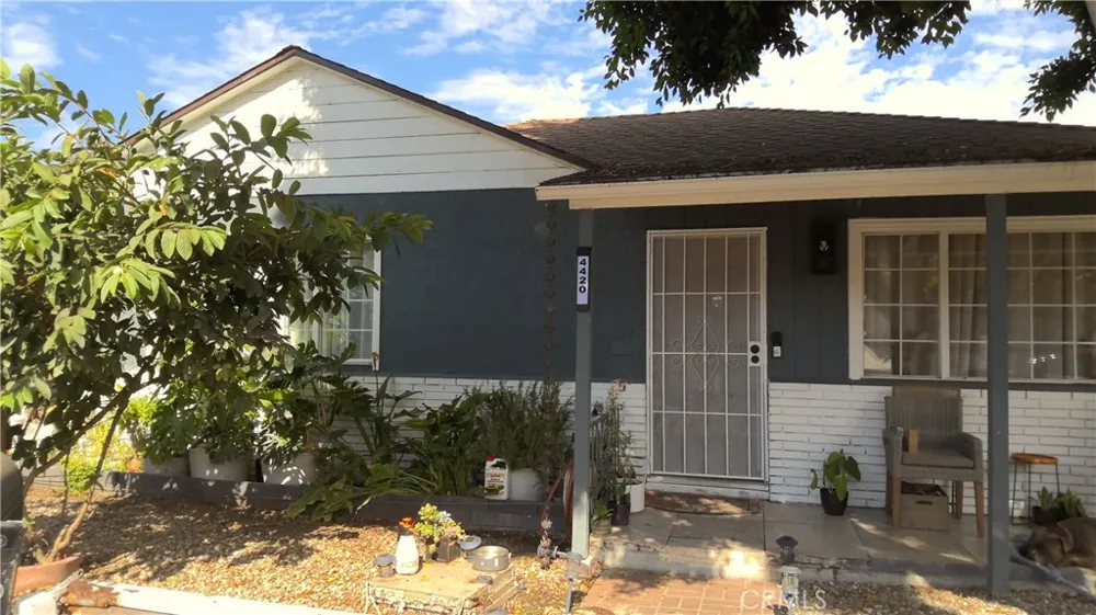 4420 Van Horne Los Angeles, CA 90032