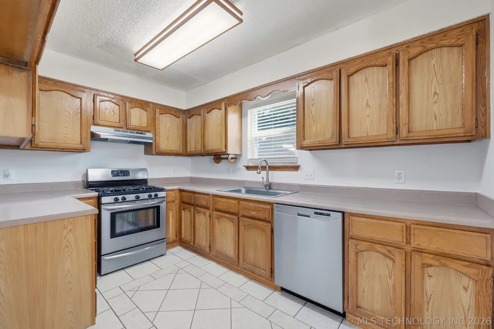 11339 S Ash Street Jenks, OK 74037