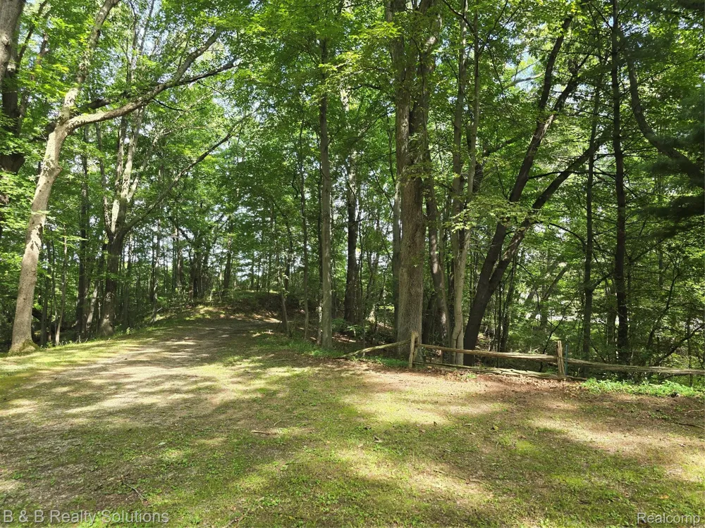 3625 N Lapeer Road Mayfield Township, MI 48446