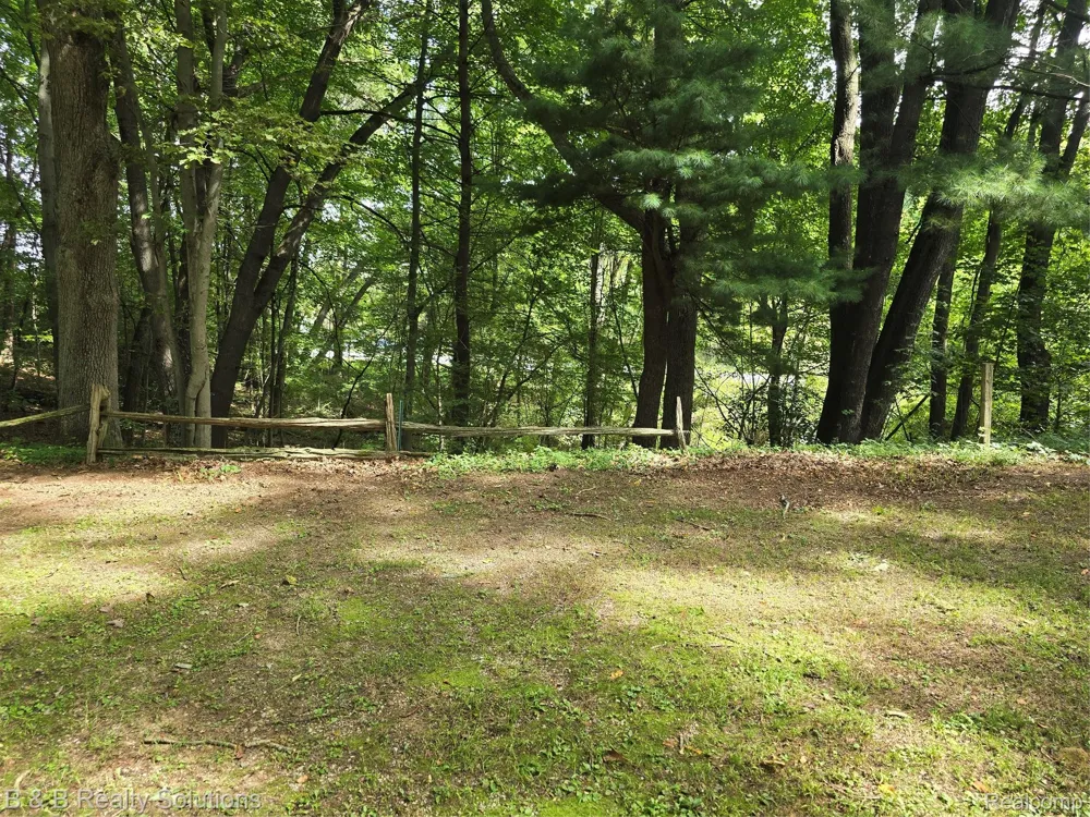 3625 N Lapeer Road Mayfield Township, MI 48446