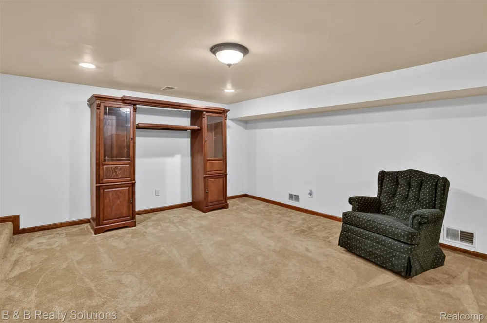 3625 N Lapeer Road Mayfield Township, MI 48446