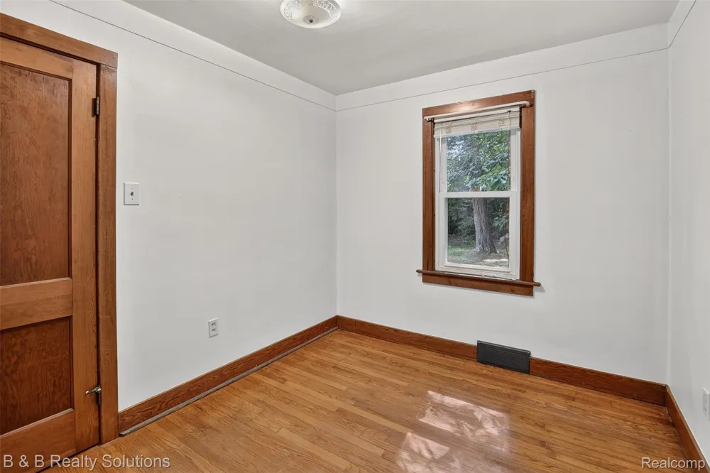 3625 N Lapeer Road Mayfield Township, MI 48446