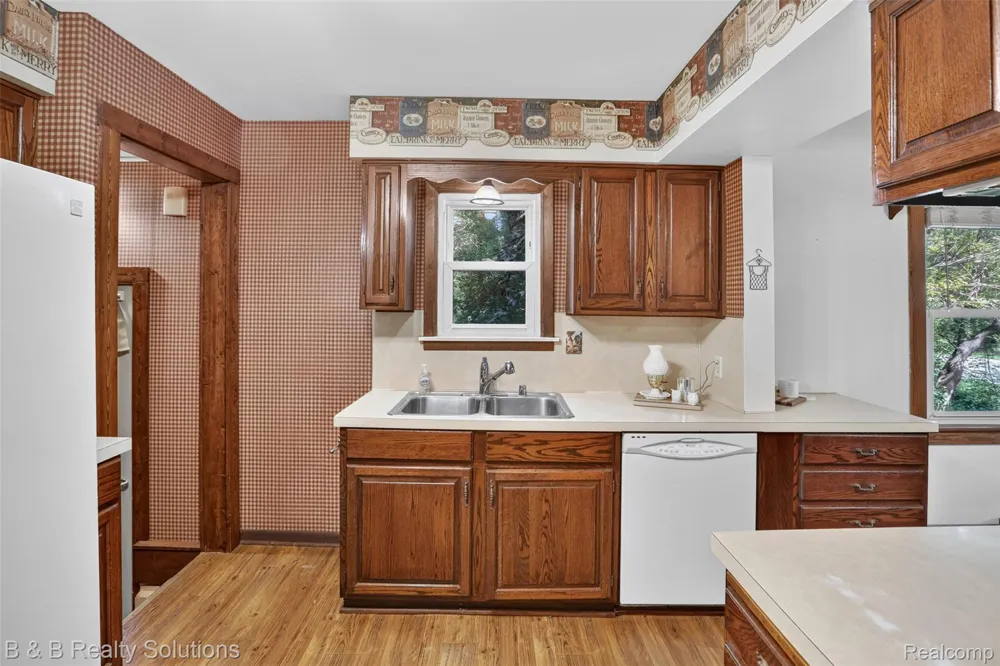 3625 N Lapeer Road Mayfield Township, MI 48446