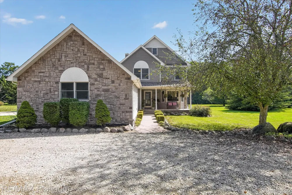 7996 Kearney Road Northfield Township, MI 48189