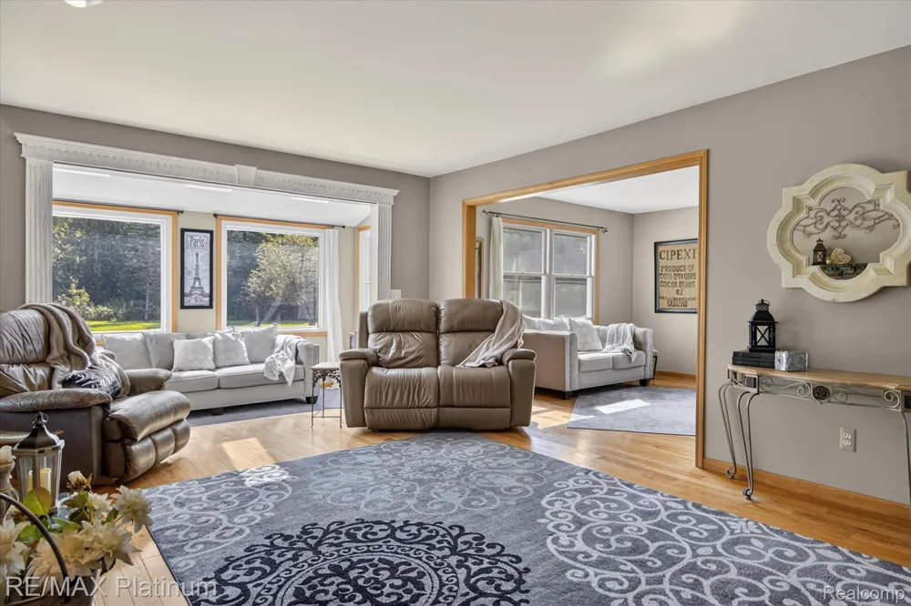 7996 Kearney Road Northfield Township, MI 48189