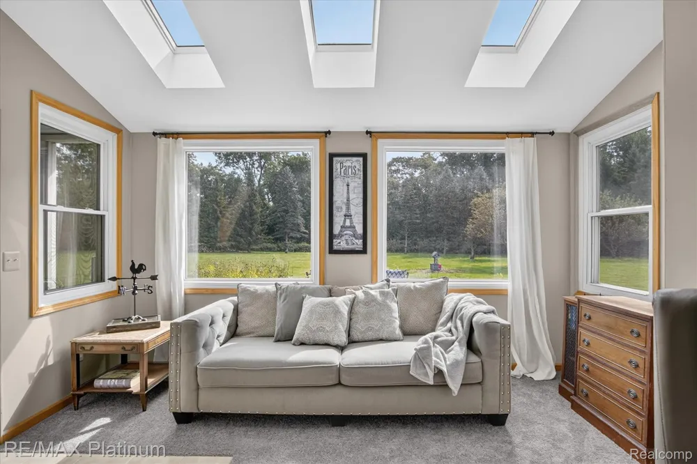 7996 Kearney Road Northfield Township, MI 48189