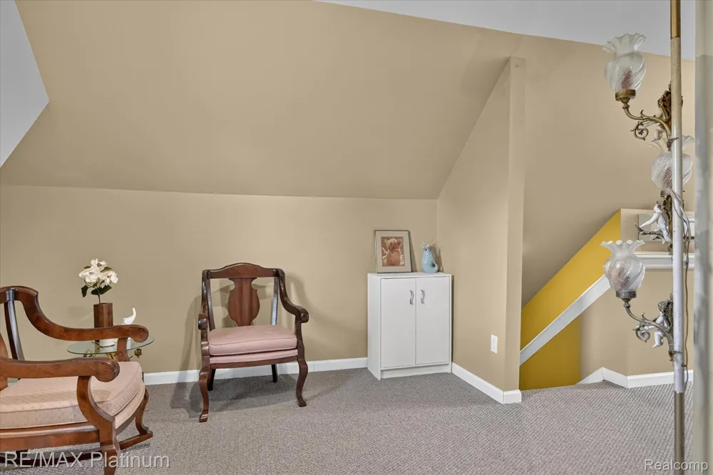 7996 Kearney Road Northfield Township, MI 48189