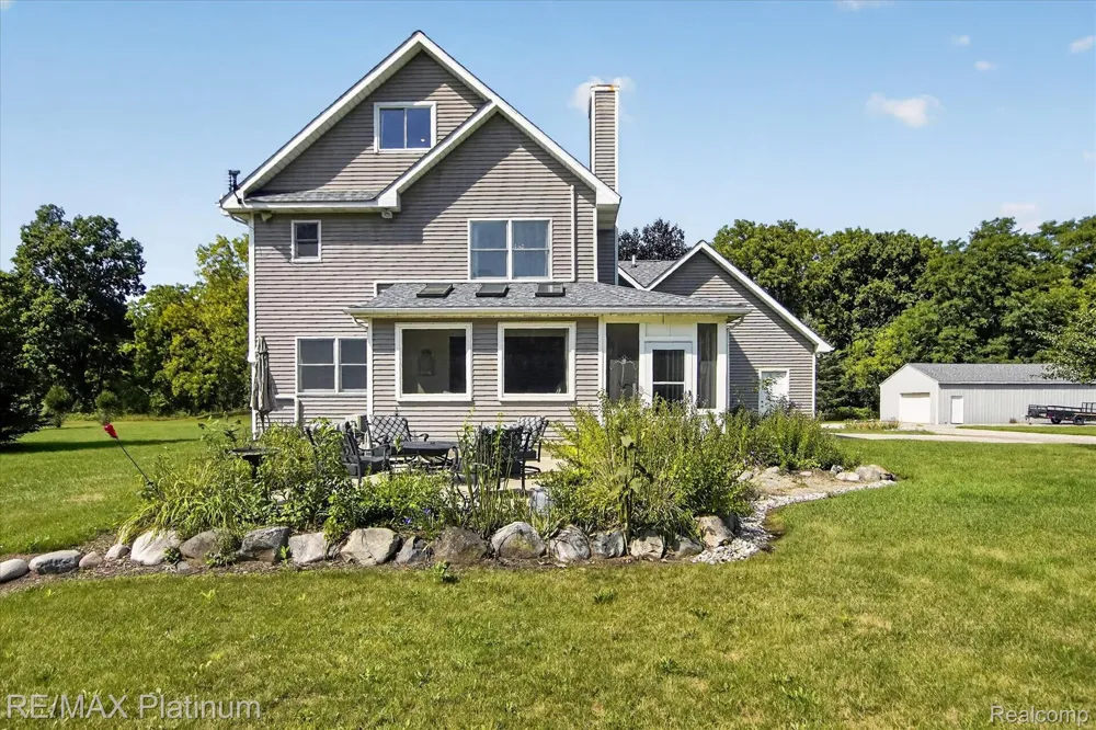 7996 Kearney Road Northfield Township, MI 48189