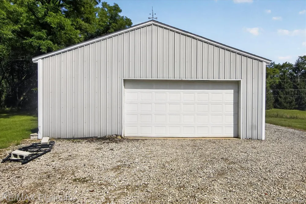 7996 Kearney Road Northfield Township, MI 48189