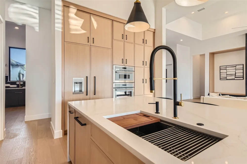 8701 Rollins Drive Austin, TX 78738