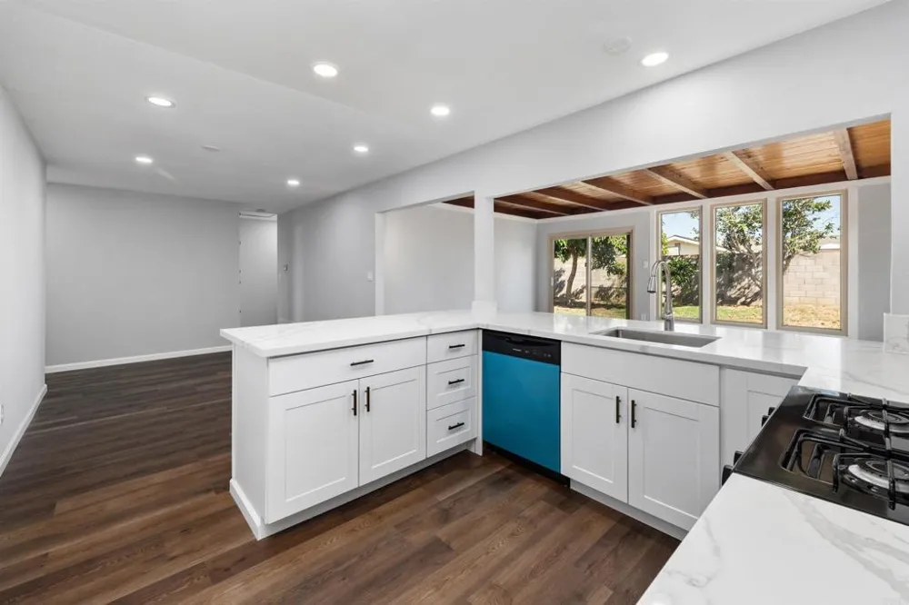 1642 Leon Avenue San Diego, CA 92154