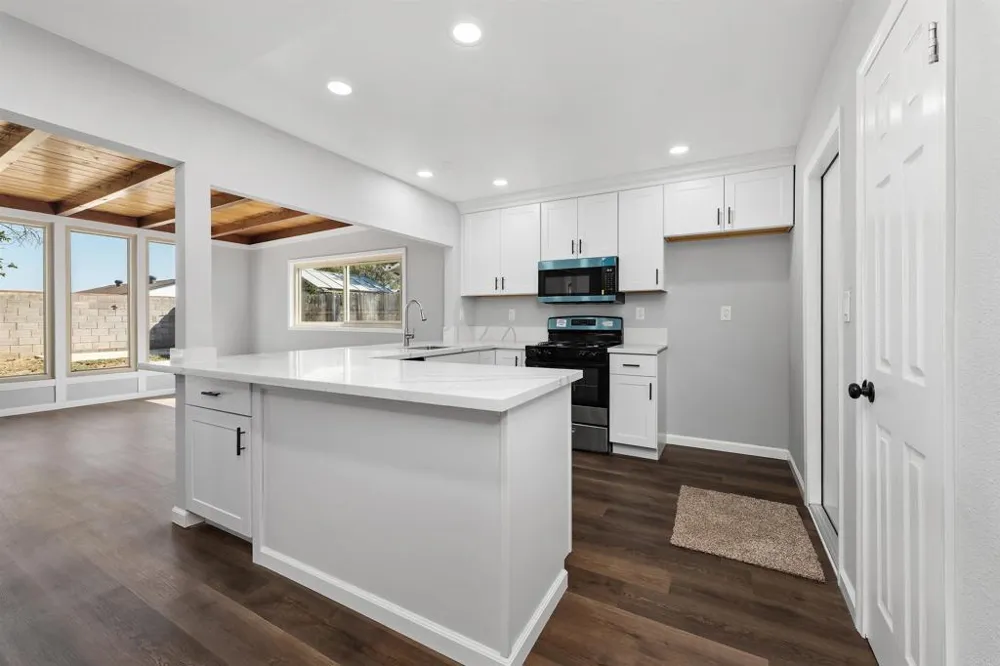 1642 Leon Avenue San Diego, CA 92154