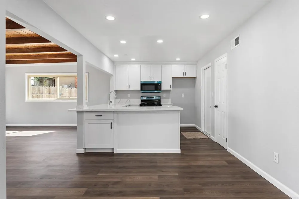 1642 Leon Avenue San Diego, CA 92154