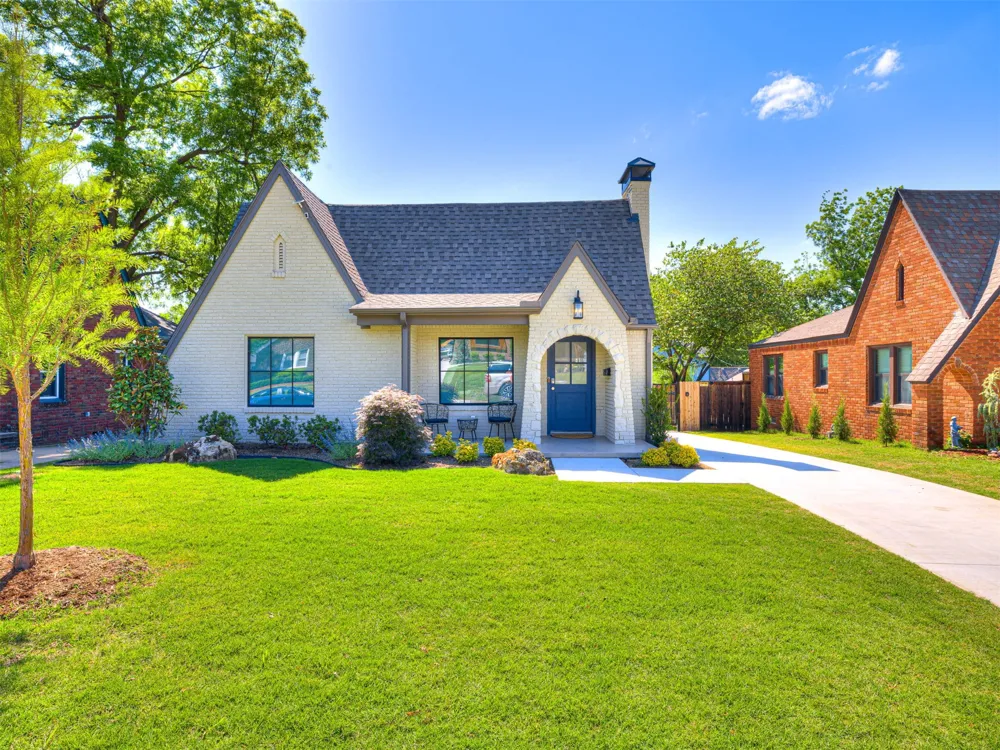 1540 S Columbia Place Tulsa, OK 74104