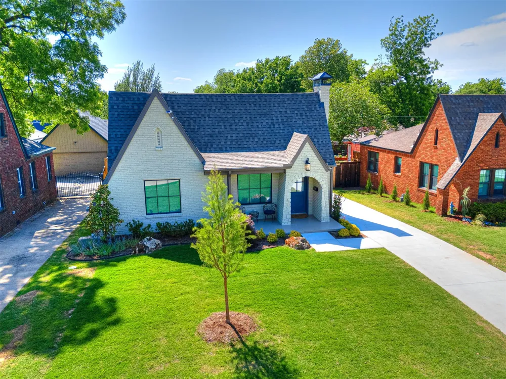 1540 S Columbia Place Tulsa, OK 74104