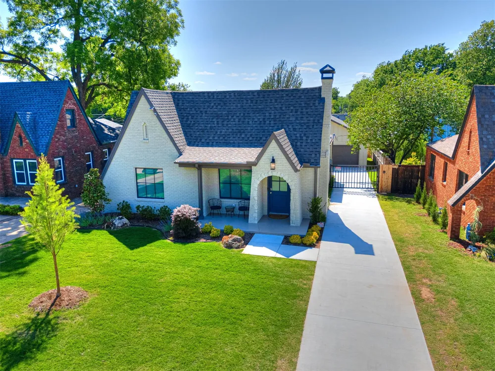 1540 S Columbia Place Tulsa, OK 74104