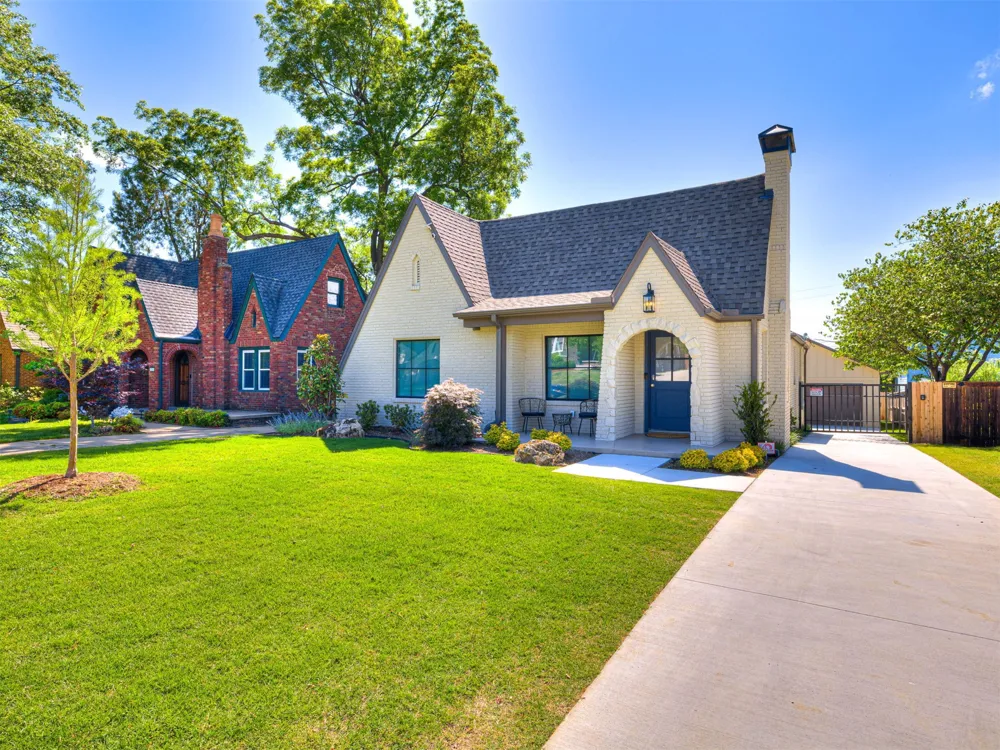 1540 S Columbia Place Tulsa, OK 74104