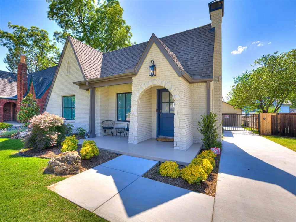 1540 S Columbia Place Tulsa, OK 74104
