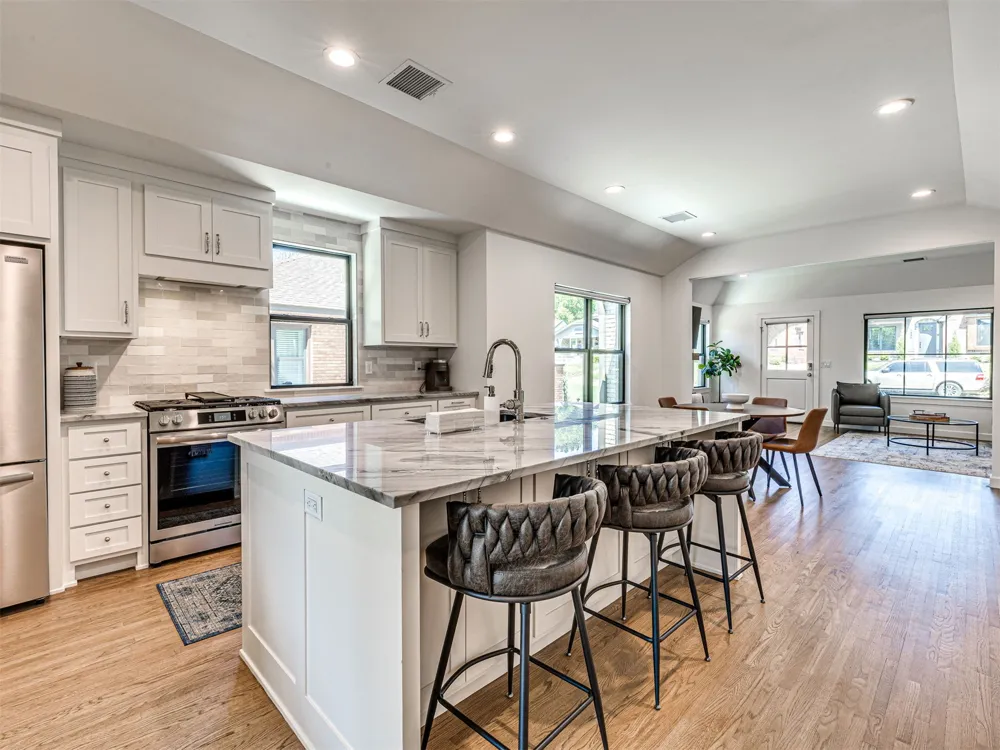 1540 S Columbia Place Tulsa, OK 74104