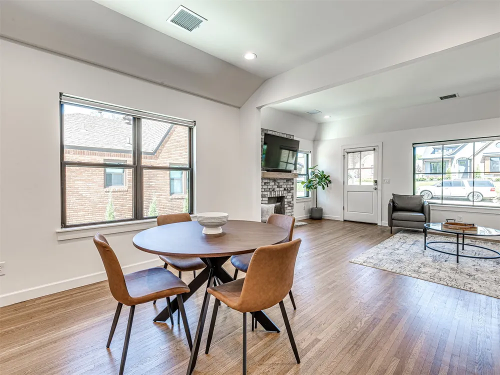 1540 S Columbia Place Tulsa, OK 74104