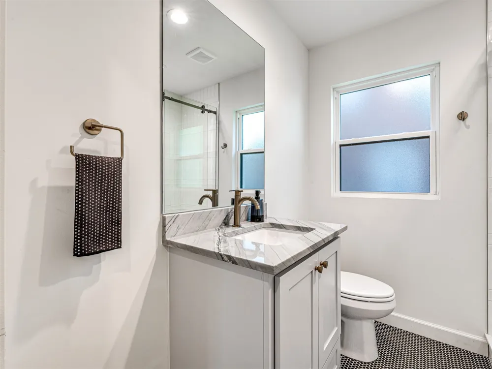 1540 S Columbia Place Tulsa, OK 74104