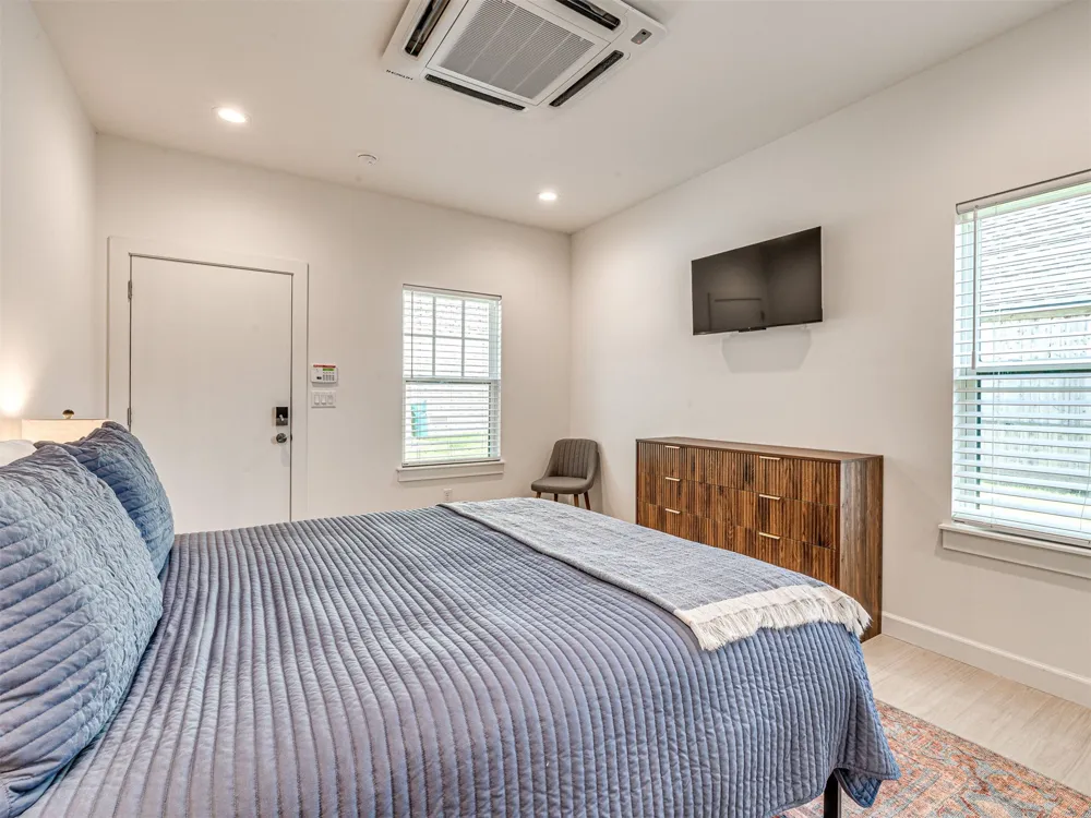 1540 S Columbia Place Tulsa, OK 74104