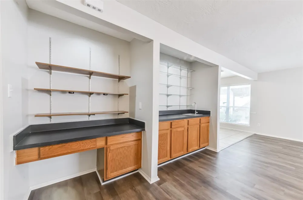 16606 Burlcreek Houston, TX 77084