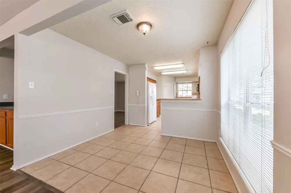 16606 Burlcreek Houston, TX 77084