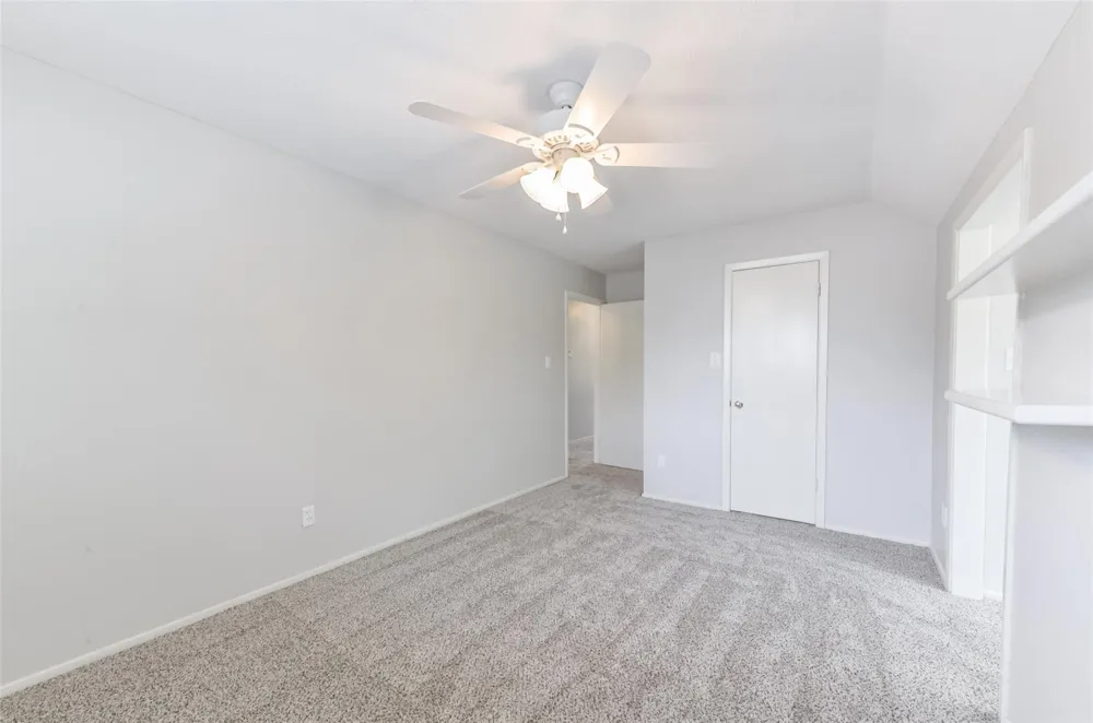 16606 Burlcreek Houston, TX 77084