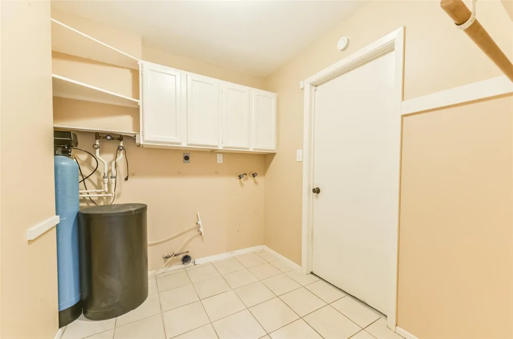 16606 Burlcreek Houston, TX 77084