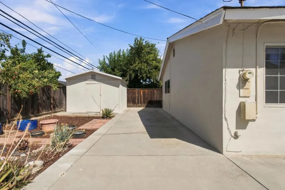 1907 Naples Drive San Jose, CA 95122