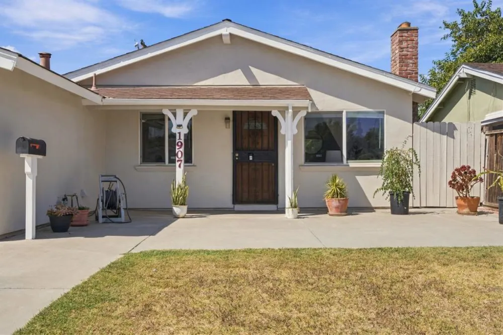 1907 Naples Drive San Jose, CA 95122