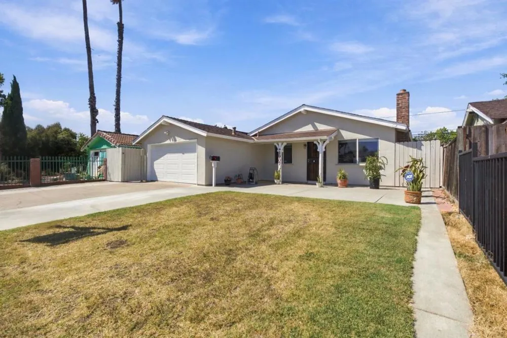 1907 Naples Drive San Jose, CA 95122